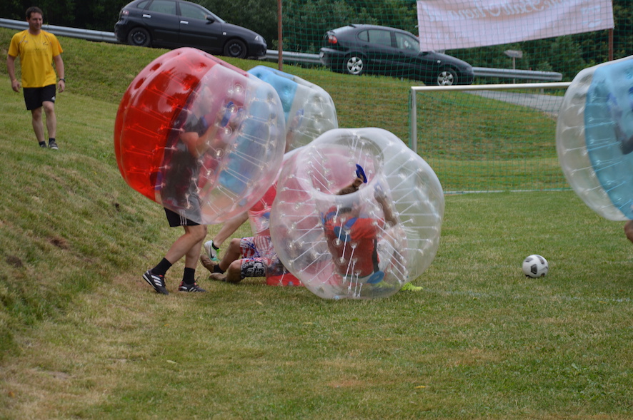Bubble Soccer Spielen